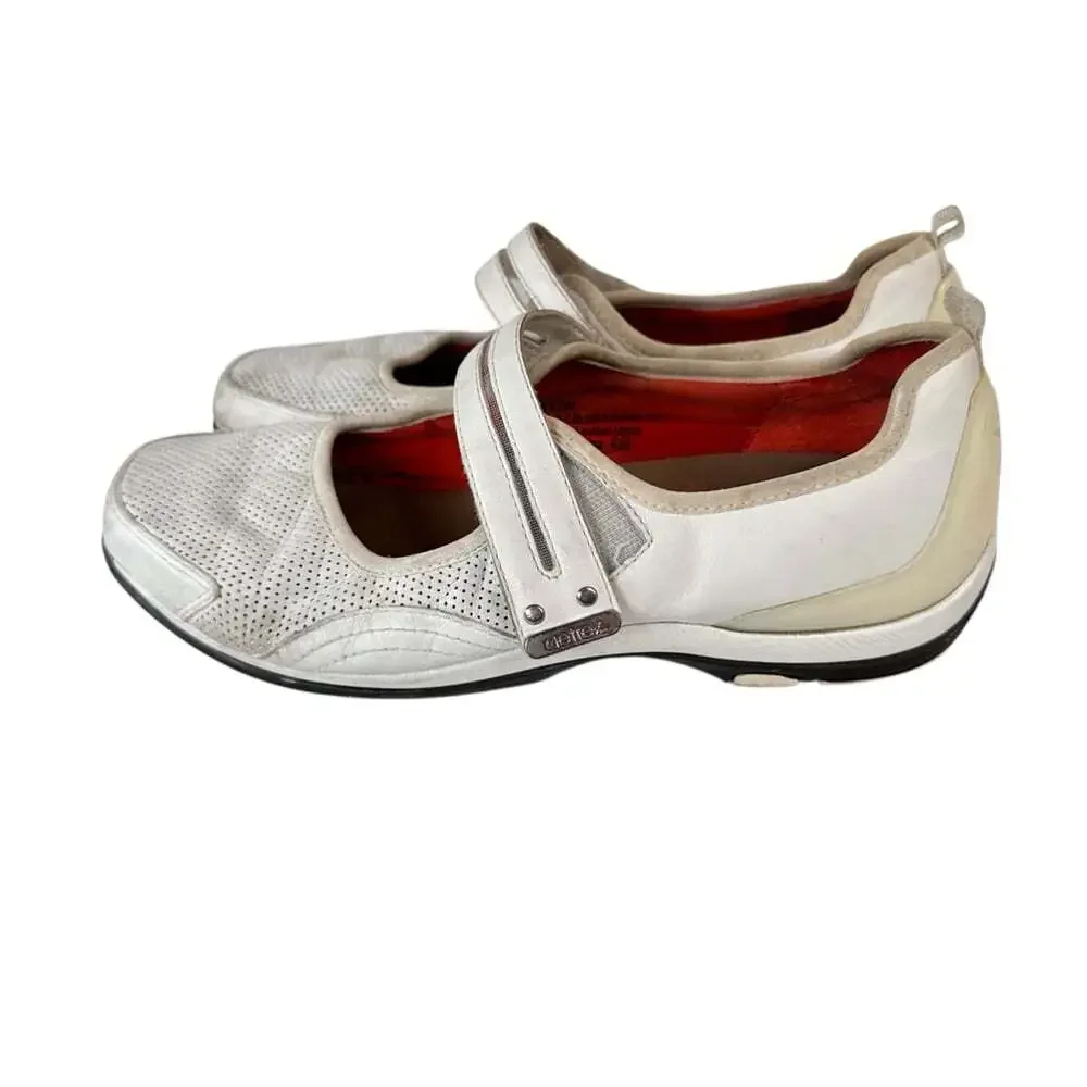 Aetrex these white
